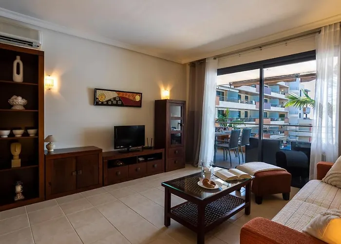 M&R Apartamento - Swimming Pool - Garage - Ac