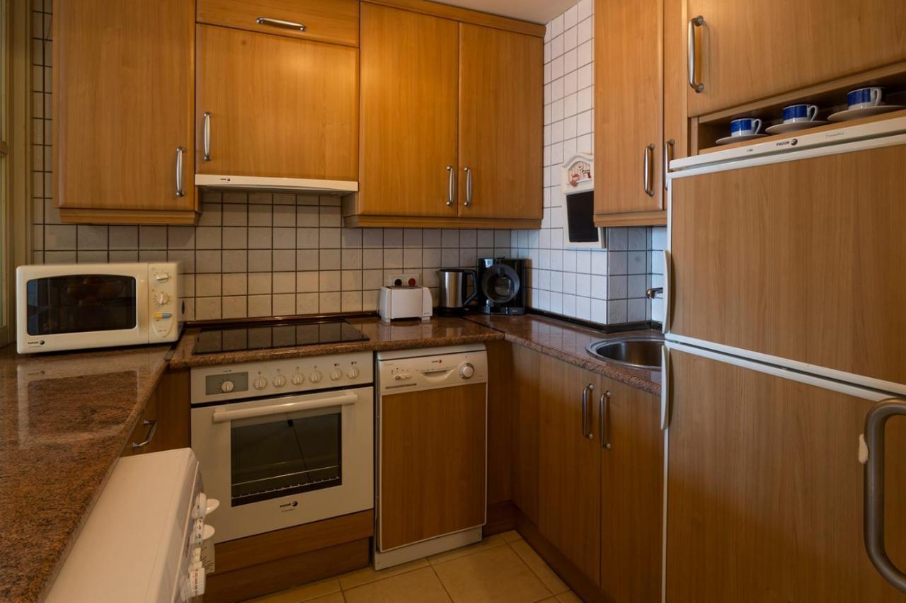 M&r - Swimming Pool - Garage - Ac Apartment *